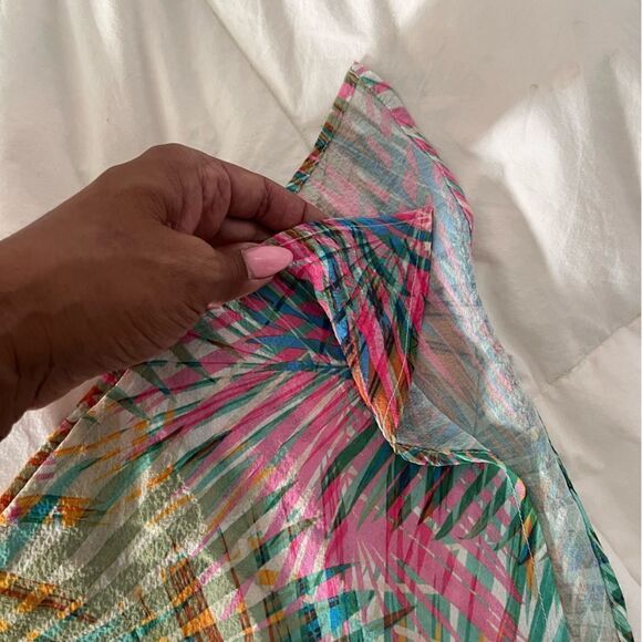 Hurley Floral Fringe Cover Up - Picture 5 of 7